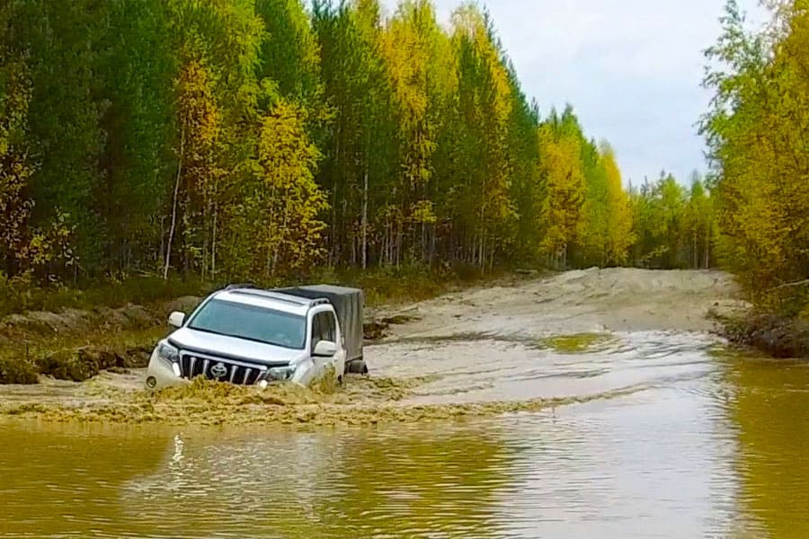 Экстрим – Преодоление бездорожья 60 км. до реки (часть 1)