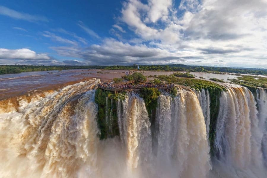 Самые удивительные водопады - Водопад Игуасу